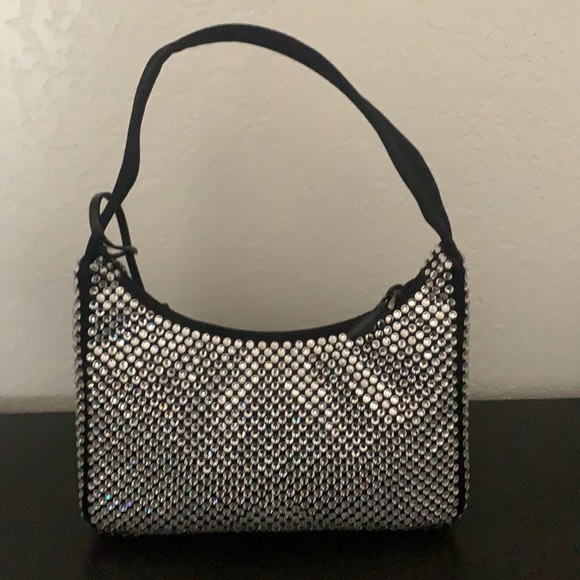 🦄 Prada Black Crystal Re-edition 2000 New - Picture 5 of 9